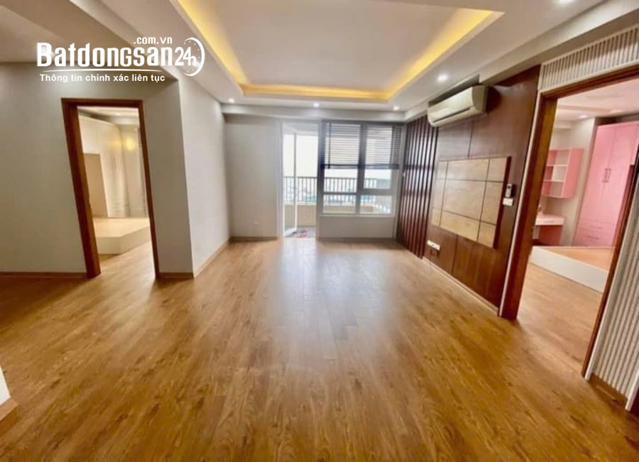 Bán CC NO7-B2 Thành Thái Cầu Giấy 108m, căn góc, 3 ngủ, full nội thất - giá 7.5 tỷ