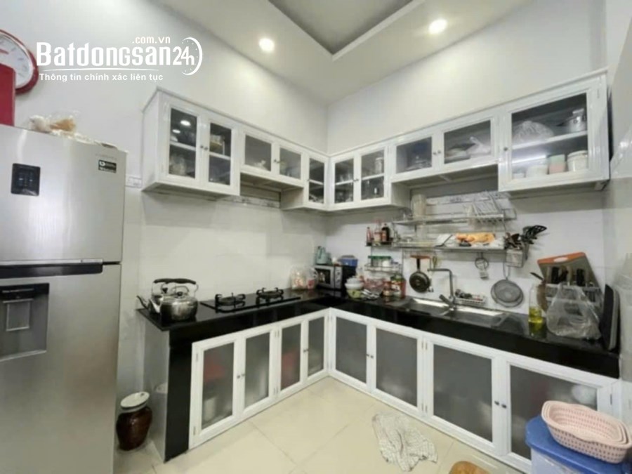 Bán nhà 2 tầng-67m2-Hẻm ô tô-Cách 1 căn ra MT đường -Phước Long A-Quận 9.