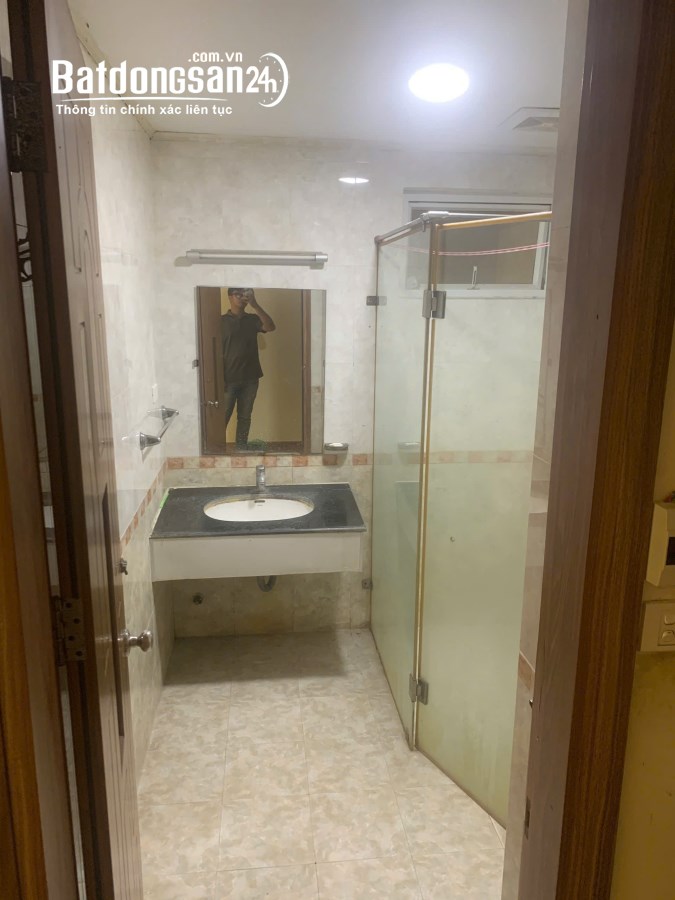 cho thuê chung cư N09B1 Thành Thái, 90m, 2 phòng ngủ, đồ cơ bản 13 triệu