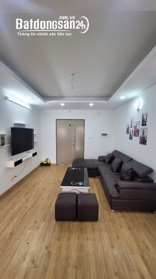 Cho thuê căn hộ chung cư Thăng Long Yên Hoà, 33 Mạc Thái Tổ 70m 2 ngủ full đồ 14tr