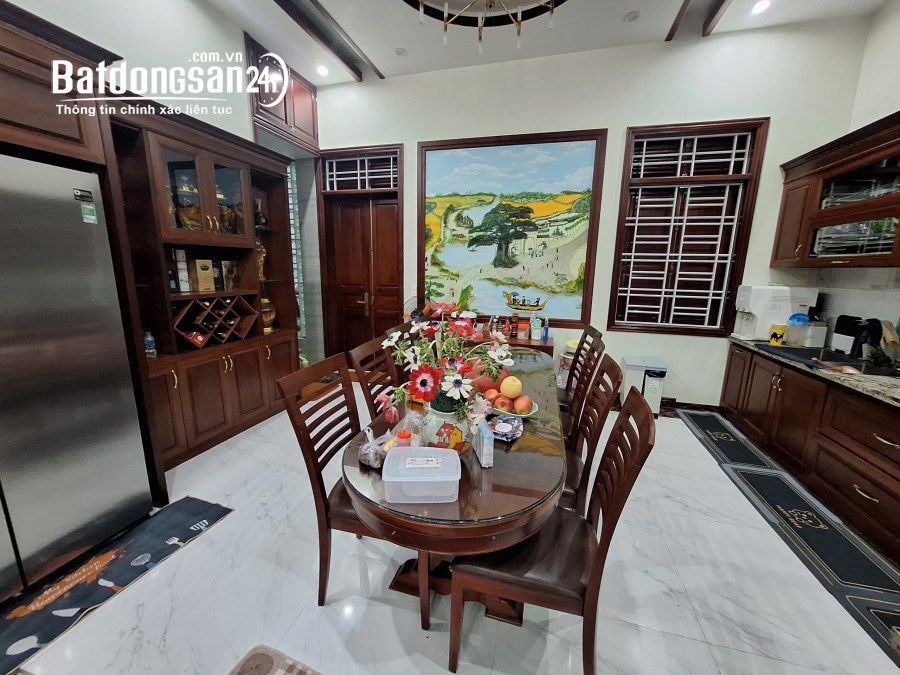 Bán biệt thự 3,5 tầng 150m2 KĐT Nam Sông Lạch Tray, Dương Kinh, Hải Phòng