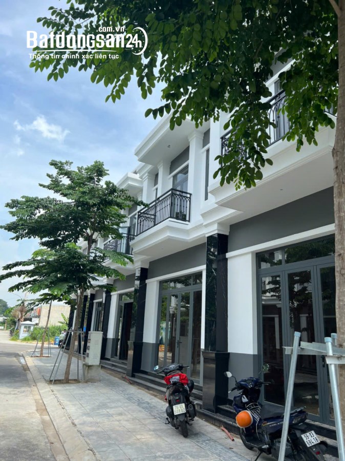 Bán Nhà Đất Gần KCN Vsip 2 , Giá Rẻ Hòa lợi Bến Cát Bình dương Diện Tích 100m2