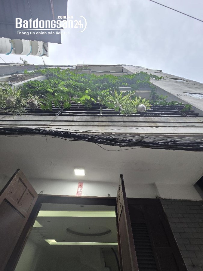 ĐỐI DIỆN HV BÁO CHÍ, NHÀ 6 TẦNG, Dịch Vọng Hậu, Quận Cầu Giấy