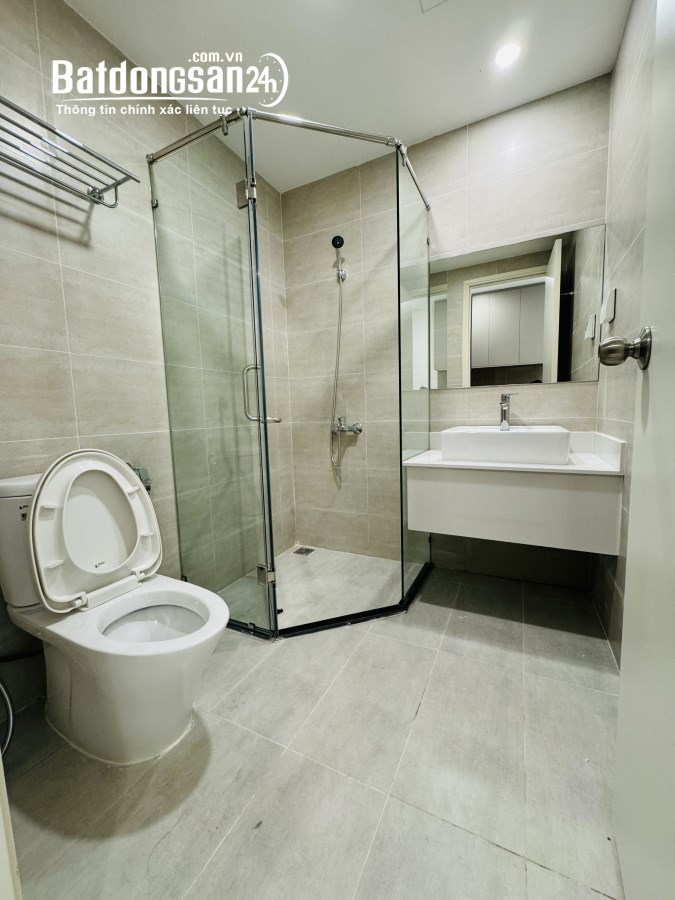 Bán căn hộ OT Lavida Plus quận 7 B1.06.12 view sông giá chỉ 1,973 tỷ Lh 0938677909
