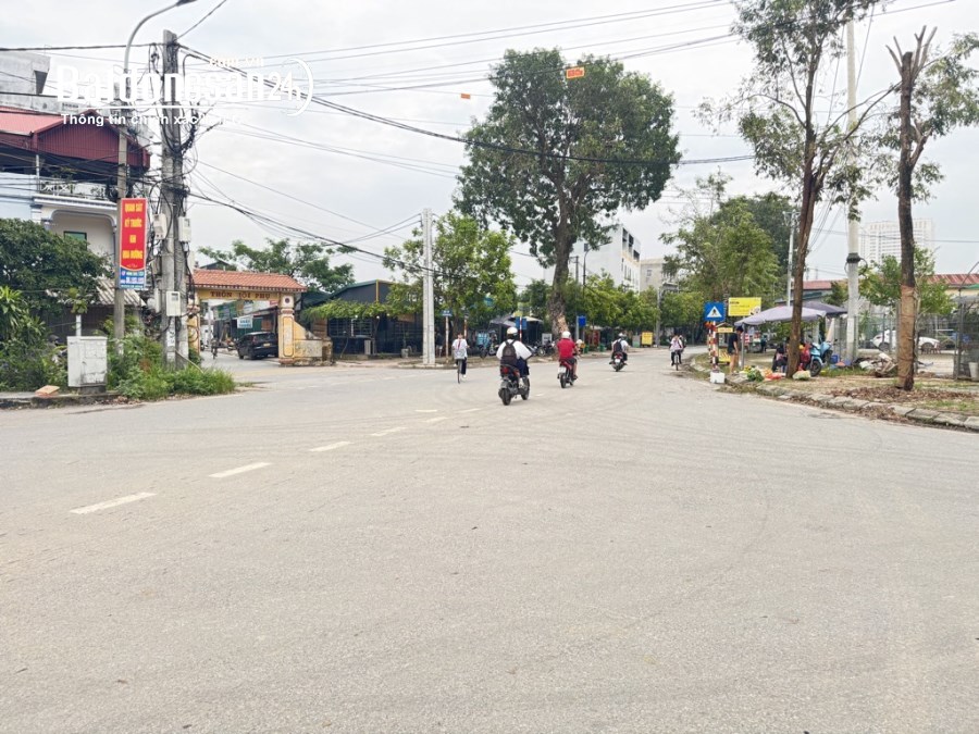 Đất Hội Phụ-Đông Hội- Đông Anh-DT 40M²-MT 4M-Gần Ô Tô Tránh-Tài Chính Nhỏ