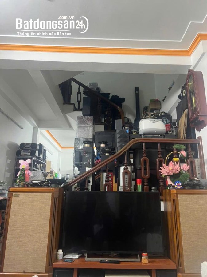 Nhà 3 Tầng-Gara Ô Tô-Đường Ô Tô Tránh-DT 47M²-MT 3,9M-Tổ 36 Thị Trấn-Đông Anh