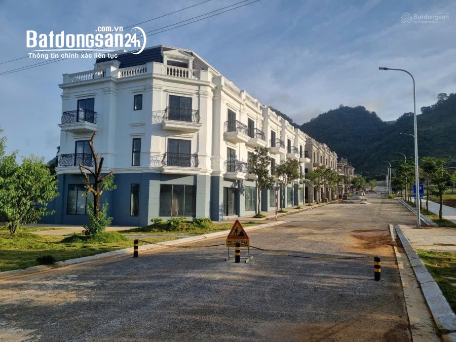 QUỶ CĂN  KHÁCH SẠN MINI  PANACEA HILL MỘC CHÂU - BẢN HÒA TẤU CÙNG