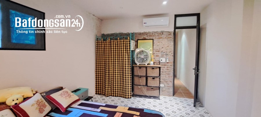 Cần bán nhà Bắc Cầu, Long Biên, DT 60m2, 3 tầng, giá 4,8 tỷ,