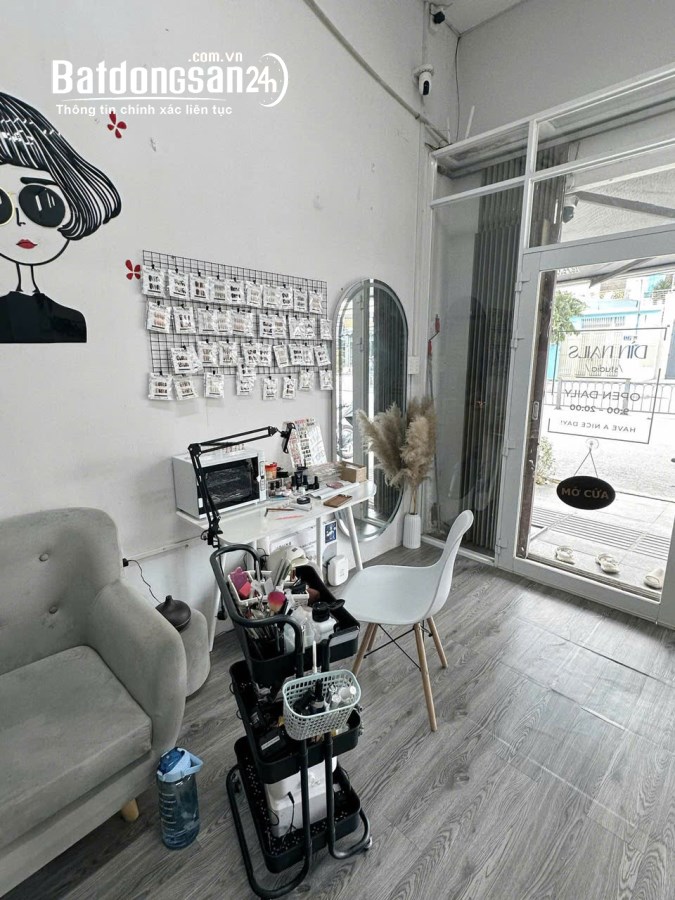 SANG TIỆM NAILS GỘI 56 KÊNH TÂN HÓA, PHƯỜNG PHÚ TRUNG, QUẬN TÂN PHÚ