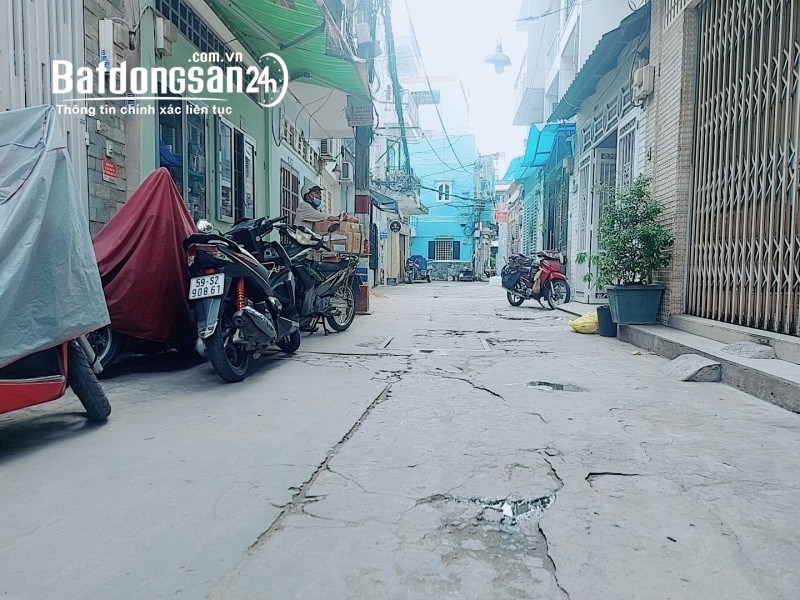 BÁN NHÀ Trường Sa PHÚ NHUẬN HXH 120M2 NGANG 6M 3T DÂN TRÍ CAO KHU VIP