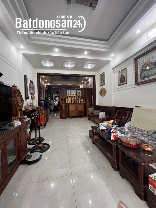 Mặt Tiền Diện Tích Lớn 160m2 Nguyễn Duy Cung Gò Vấp
