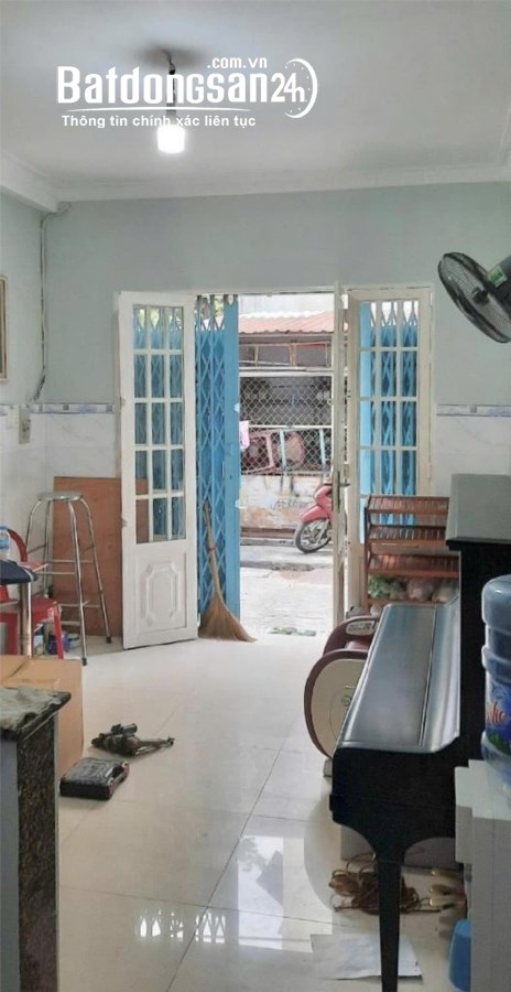 Cách Mạng Tháng Tám, Phường 15, Quận 10 HẺM 5M,3 TẦNG BTCT - 28M2, 3.95 TỶ