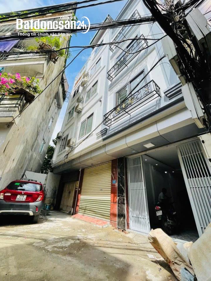 Lạc Long Quân - Cầu giấy gara - 2 thoáng - sổ vuông đét - chỉ việc