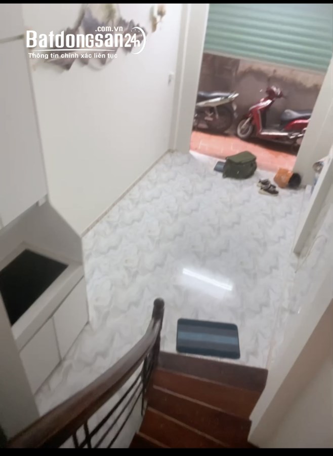 Bán Nhà Hàng Xóm Quốc Tử Giám, Mới Đẹp Long Lanh: Gần Ô tô:  20M- 3,5 tỷ (TL).