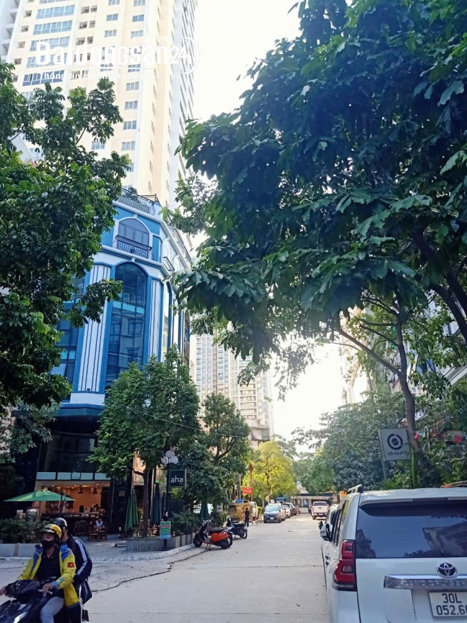 Mai Dịch, Quận Cầu Giấy Toà nhà VP cho thuê 70m2 7 tầng Lô góc giá nhỉnh 20 tỷ
