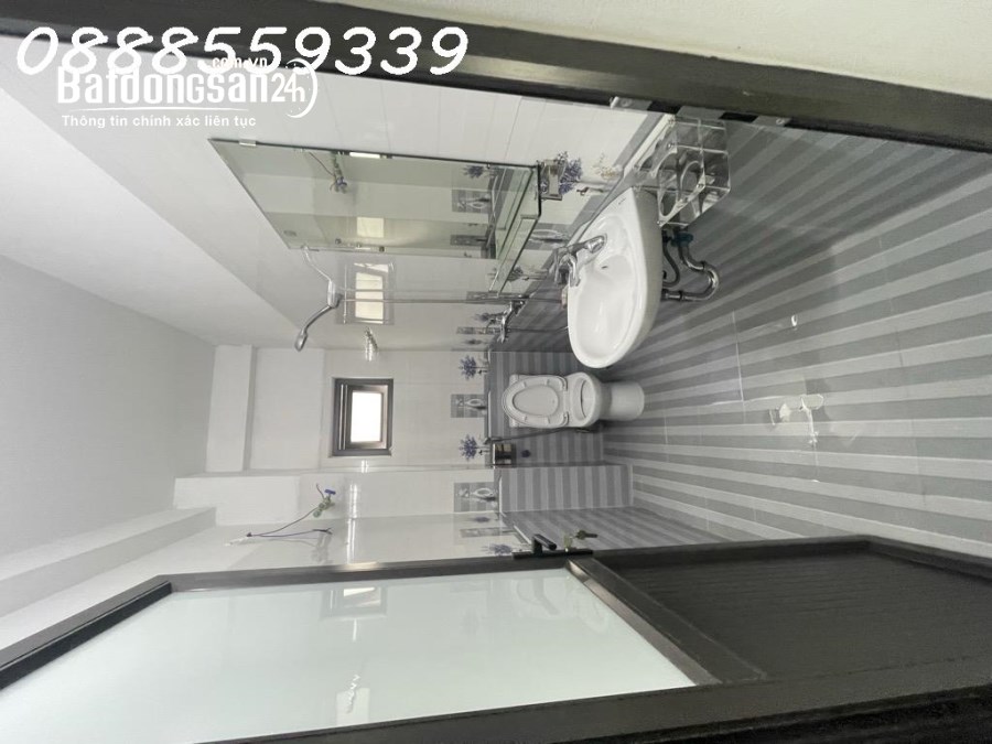 BÁN NHÀ PHƯỜNG TÂY TỰU 30M2 SIÊU HÓT