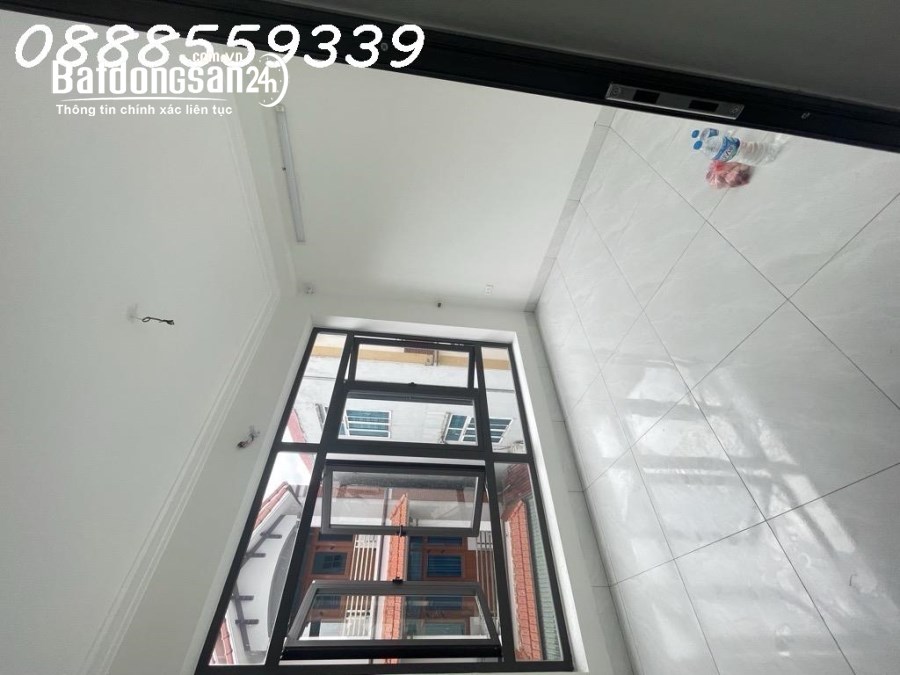 BÁN NHÀ PHƯỜNG TÂY TỰU 30M2 SIÊU HÓT