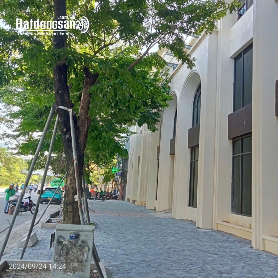 Siêu hot cho thuê ~4000m2 nhà mặt phố Võ Chí Công, Cầu Giấy