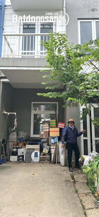 CHÍNH CHỦ CẦN BÁN GẤP TRONG THÁNG 10 DỰ ÁN NHÀ PHỐ PARK RIVERSIDE Quân 9