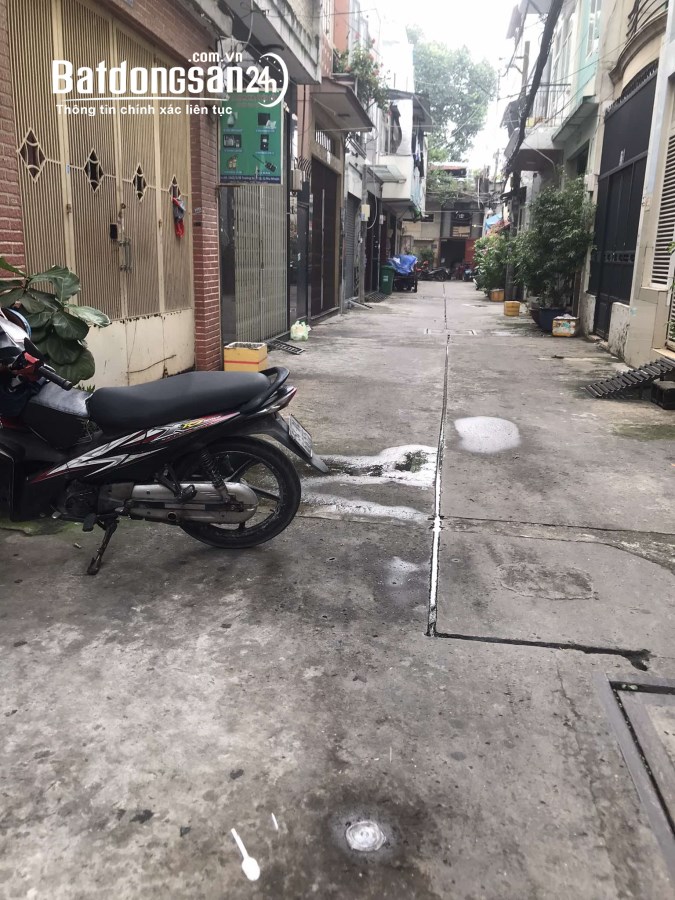 Phú Nhuận-Cách 1 căn ra HXH Huỳnh Văn Bánh-43m2-4T-5PN.
