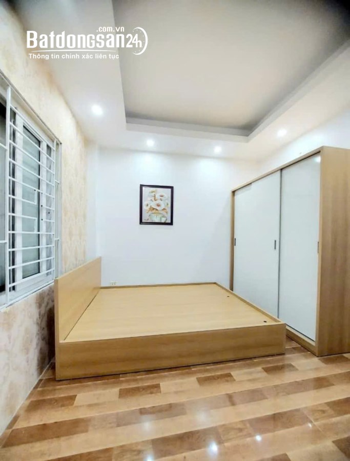 Bán căn hộ chung cư mi ni phố Quan Nhân Thanh Xuân 40m x 1.160 tỷ, tặng nội thất