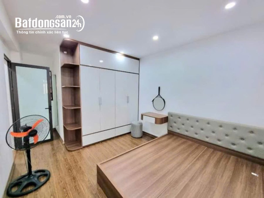 BÁN NHÀ TẬP THỂ MAI DỊCH 90M2- GIÁ NHỈNH 3 TỶ- ĐẲNG CẤP NHƯ CHUNG CƯ