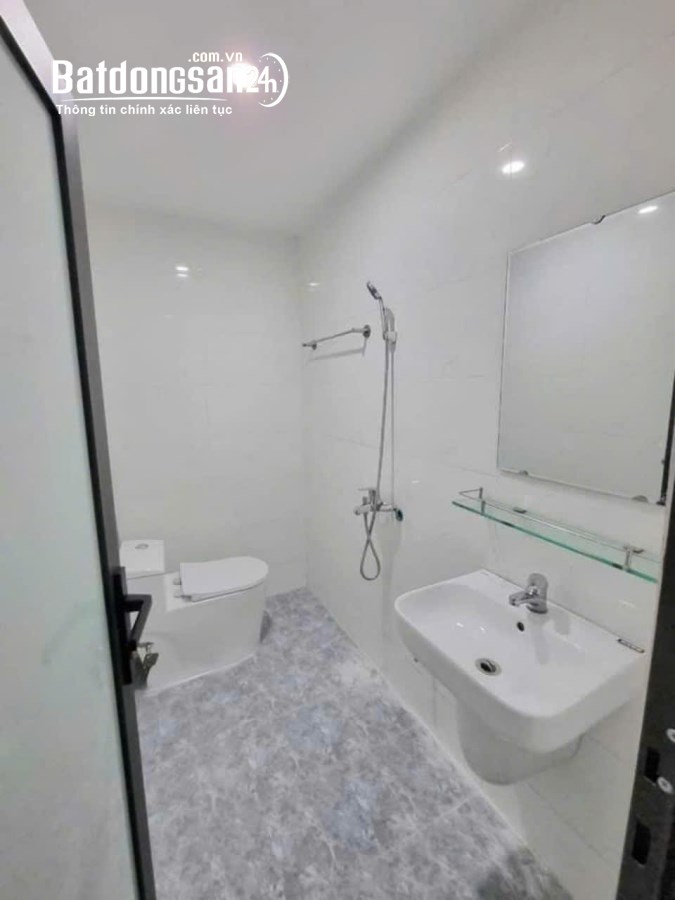 BÁN NHÀ TẬP THỂ MAI DỊCH 90M2- GIÁ NHỈNH 3 TỶ- ĐẲNG CẤP NHƯ CHUNG CƯ