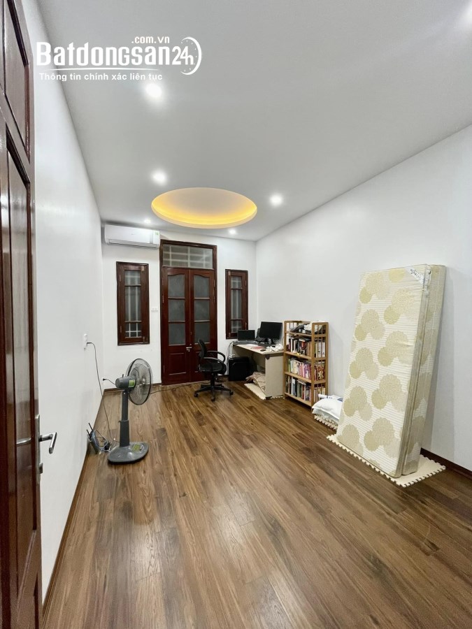 Nhà đẹp 4 tầng, Thanh Xuân, Ngõ xe ba gác, Chỉ 6.X Tỷ