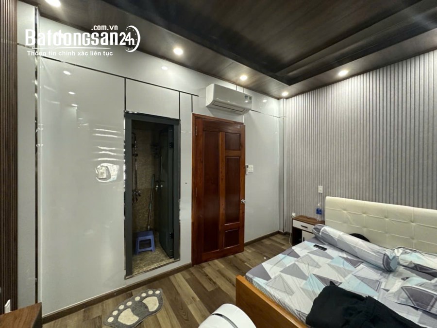 NHÀ TT QUẬN 7- 4 TẦNG- XE HƠI TỚI NHÀ- FULL NỘI THẤT- NHÀ MỚI VÀO Ở