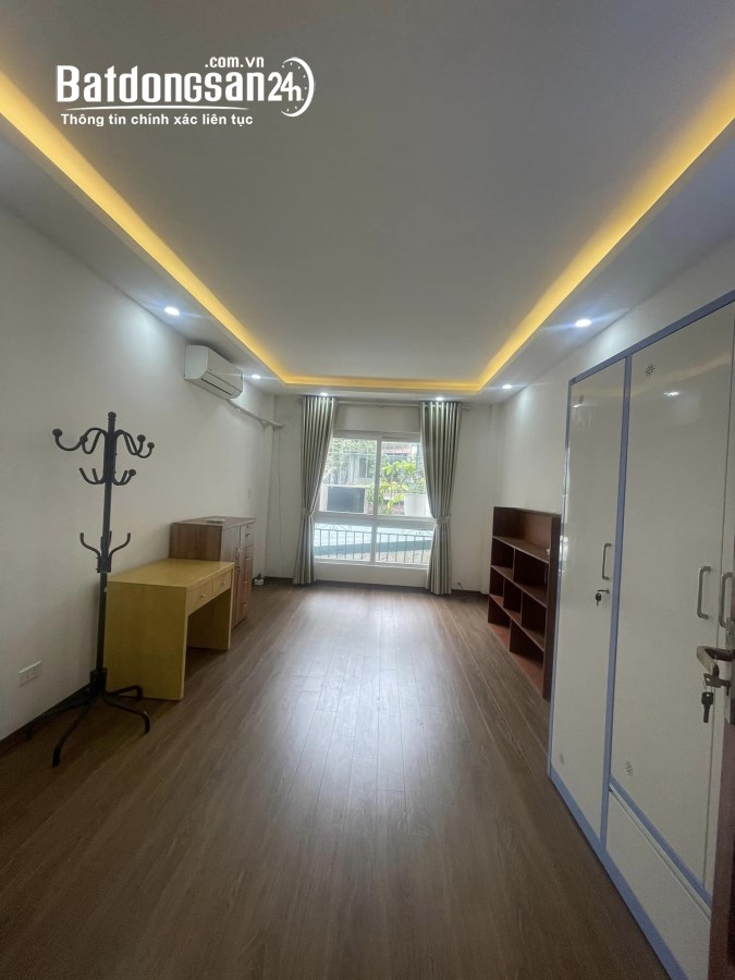 Nhà Đẹp Phố Lê Trọng Tấn, Hoàng Mai, 5 Tầng Mới Cứng, Ngõ Rộng Như