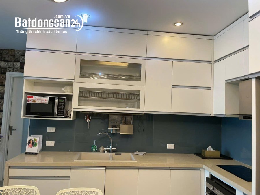 Cho thuê căn hộ chung cư Eurowindow Multi Complex, Đường Trần Duy Hưng, Quận Cầu Giấy