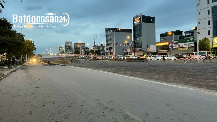 Bán đất Cổ Linh Phố Trạm,1 nhà ra phố, ngõ to 2 ô tô