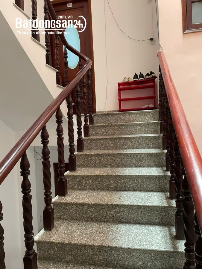 Bán nhà phố 2 mặt hẻm Nguyễn Ngọc Lộc  phường 14, Q10, TP.HCM