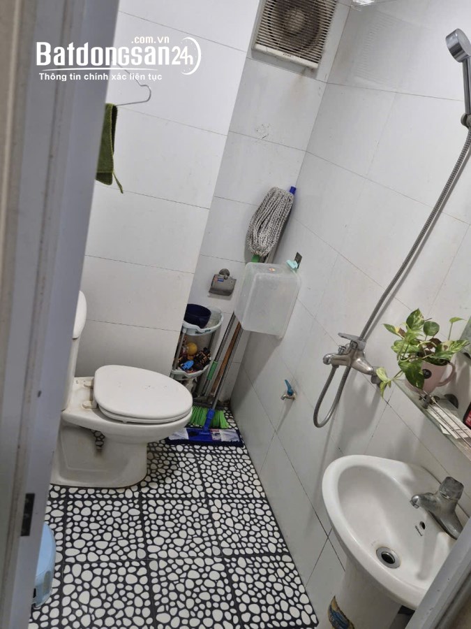 Mình cần nhượng phòng đang ở Ngõ 99 Trung Kính, Cầu Giấy, HN