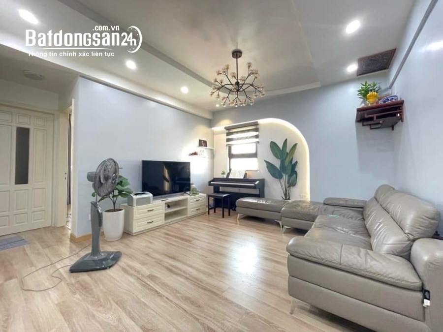 Bán chung cư C4 mặt phố Nguyễn Cơ Thạch, Mỹ Đình, Nam Từ Liêm, 82m2,