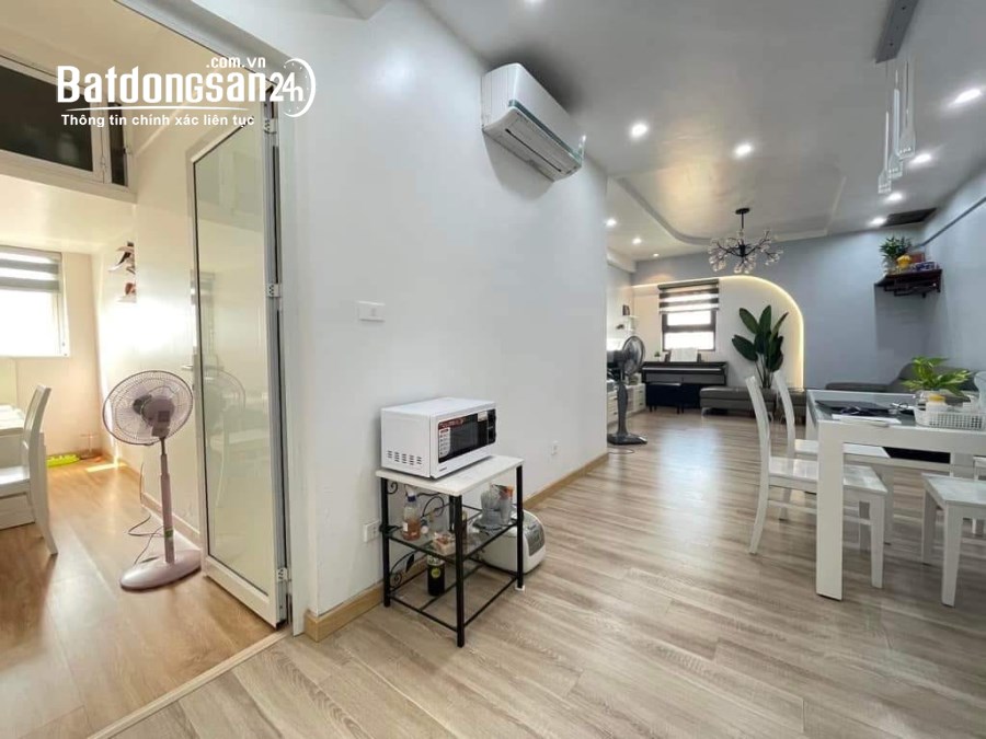 Bán chung cư C4 mặt phố Nguyễn Cơ Thạch, Mỹ Đình, Nam Từ Liêm, 82m2,