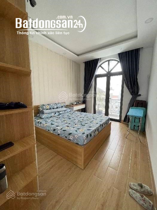 Bán nhà 4 tầng Lê Văn Việt, ngay Vincom Plaza, 85m2, ngang 5m