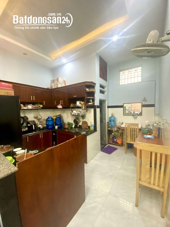 QUẬN 12, HIỆP THÀNH, NHÀ 43M2, 2 TẦNG HẺM XE HƠI, CHỈ NHỈNH 3 TỶ 