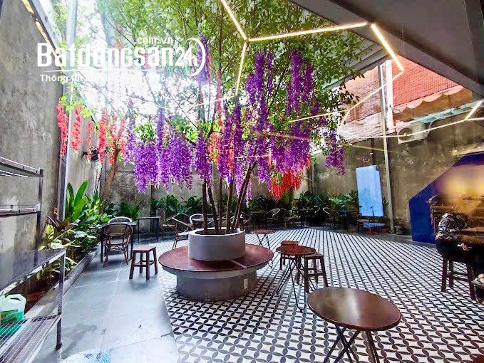 Thuê mặt bằng đẹp, Mặt tiền Trần Cao Vân Quận 1,DT: 9x18m: chỉ 90