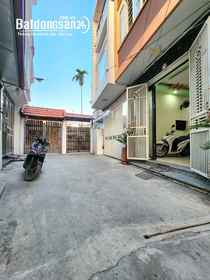 Bán nhà Khúc Thừa Dụ - Lê Chân, 46m 3 tầng, độc lập, taxi đỗ cửa