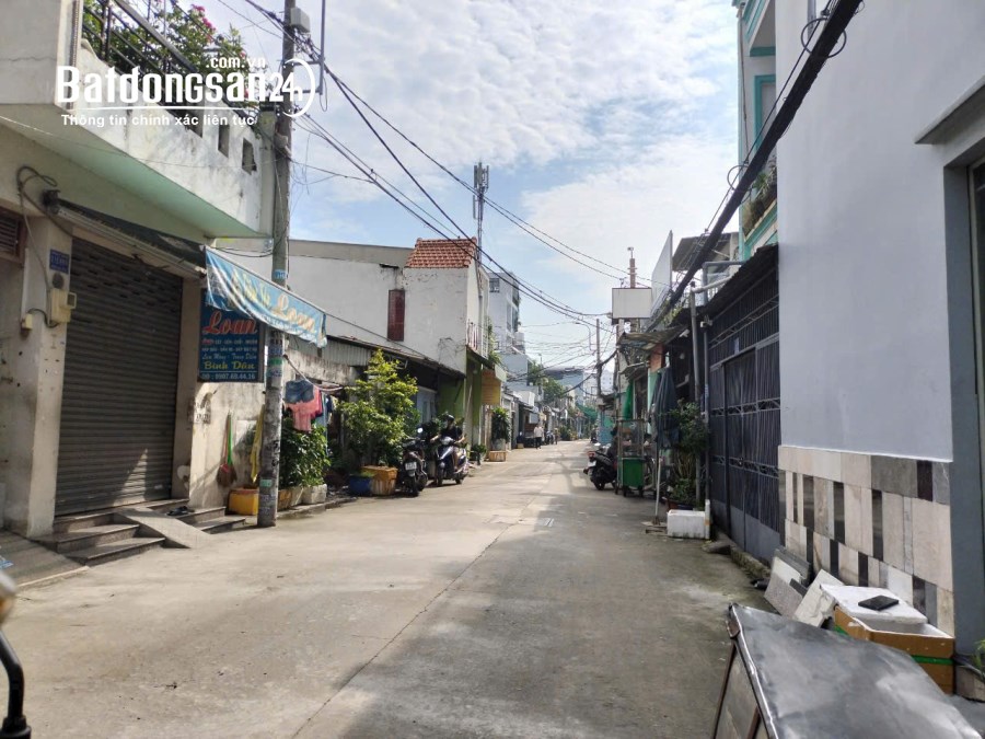 Bán gấp nhà ngay chợ 26/3 Bình Hưng Hòa, Bình Tân sát AEON Tân Phú 54m2, 2T nhỉnh 4 tỷ