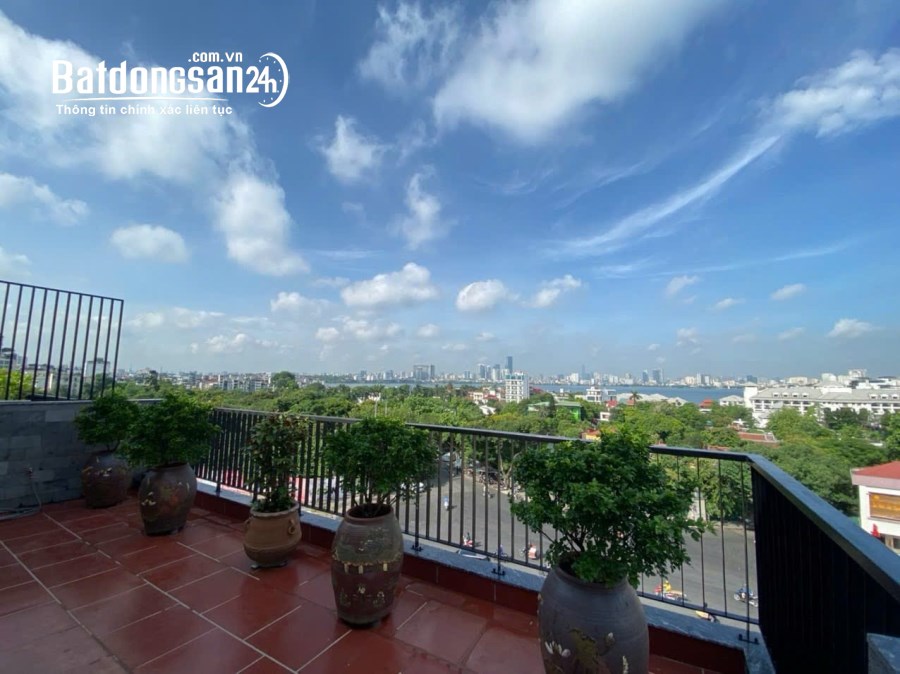 Bán 126m - 7 Tầng - 6.75m.Mặt Tiền. ( Mặt Phố Nghi Tàm ) Tây Hồ 