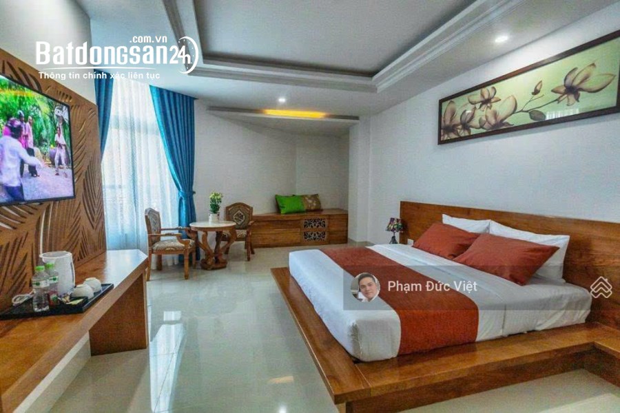 Bán tòa văn phòng góc 2MT Hoàng Văn Thụ Q.Tân Bình 9 x 32m Hầm 8 tầng