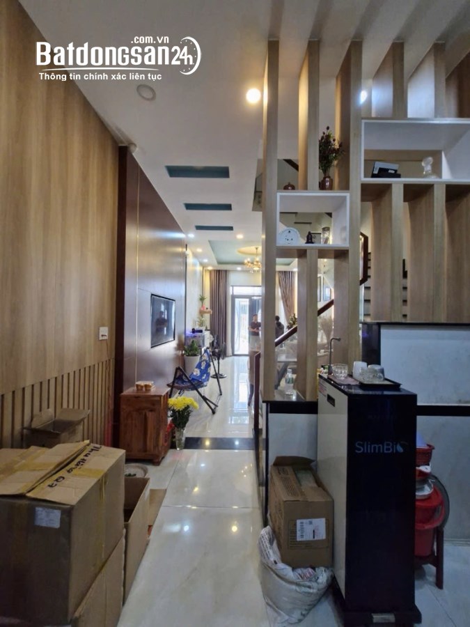 Bán nhà đường Gò Dưa, Tam Bình, Thủ Đức,  Ở liền, 3 tầng full nội thất