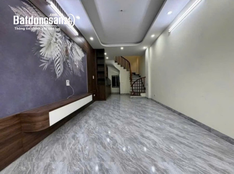 SIÊU HOT!!! Giá 3 tỷ có ngay nhà 3,5 tầng cạnh QL6A, chợ Biên Giang