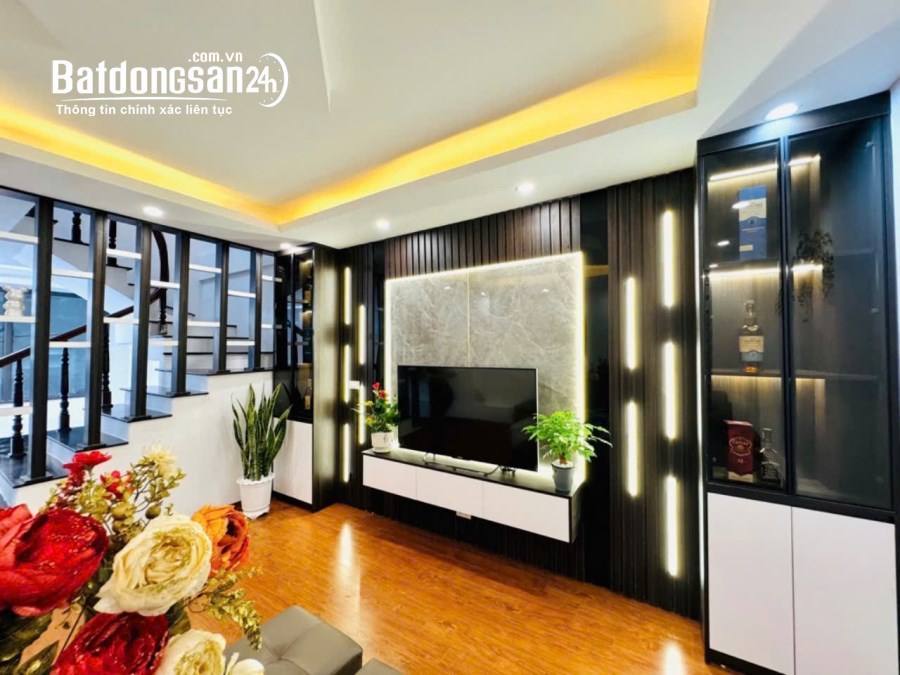 NHÀ ĐẸP 5 TẦNG PHỐ KHƯƠNG ĐÌNH - THANH XUÂN, DIỆN TÍCH 41M2, LÔ GÓC 2