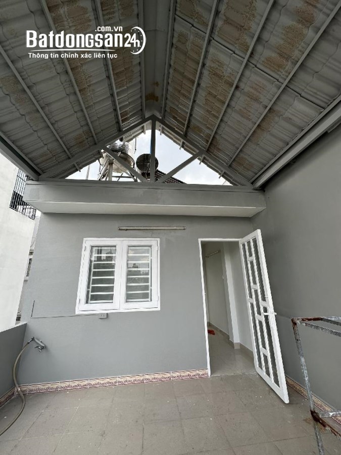Bán nhà HXH Bình Thành, Quận Bình Tân42m2, 3 tầng, 3 phòng ngủ, 3 vệ sinh, giá hơn 4 tỷ