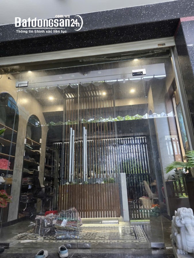 Bán nhà riêng( 8*19 ) 3 tầng  Quốc Lộ 50 xã Phong Phú Bình Chánh chỉ