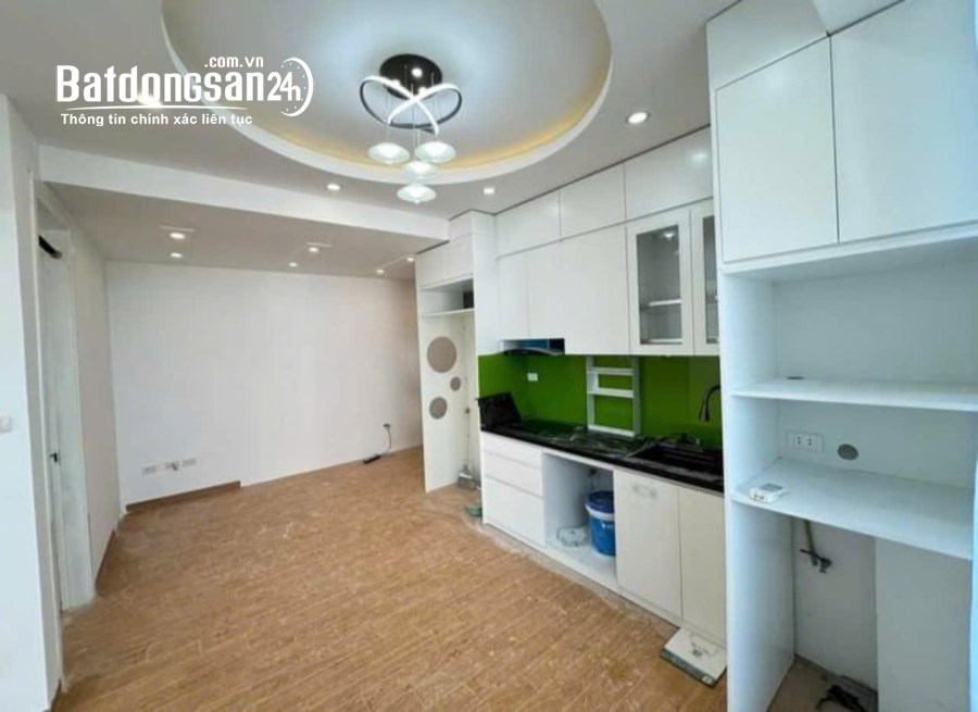 Bán chung cư Trần Quý Kiên Cầu Giấy 62m giá 4.15 tỷ, căn góc, 2 ngủ, tặng nội thất 