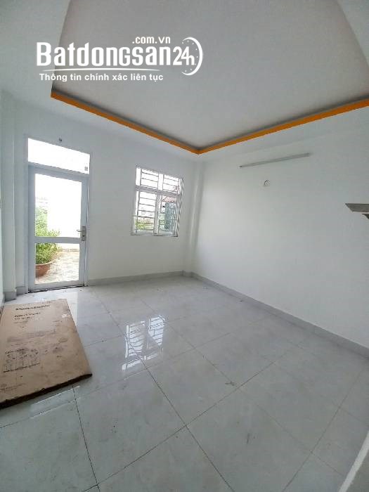 Mặt tiền Bùi Văn Ba kinh doanh cực thịnh phường Tân Thuận Đông Quận 7